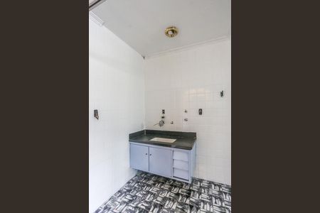 Casa à venda com 850m², 4 quartos e 7 vagas Casa à venda com 850m², 4 quartos e 7 vagasCozinha 2