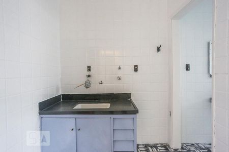 Casa à venda com 850m², 4 quartos e 7 vagas Casa à venda com 850m², 4 quartos e 7 vagasCozinha 2