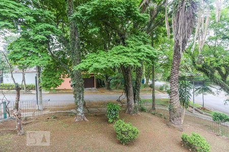 Casa à venda com 850m², 4 quartos e 7 vagas Casa à venda com 850m², 4 quartos e 7 vagasSuite Vista