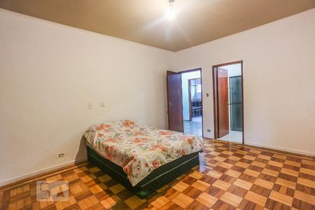 Casa à venda com 850m², 4 quartos e 7 vagas Casa à venda com 850m², 4 quartos e 7 vagasSuite