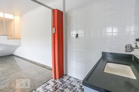 Casa à venda com 850m², 4 quartos e 7 vagas Casa à venda com 850m², 4 quartos e 7 vagasCozinha 2