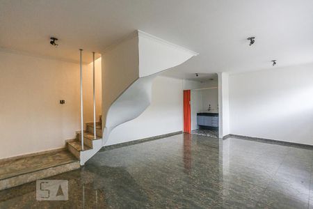 Casa à venda com 850m², 4 quartos e 7 vagas Casa à venda com 850m², 4 quartos e 7 vagasSala 2 casa 2