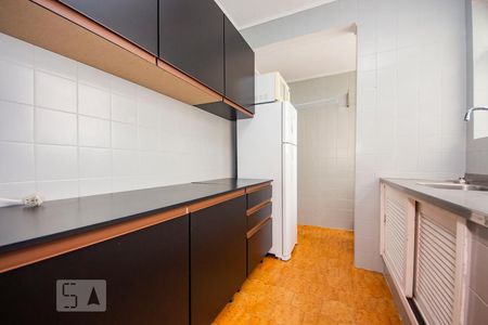 Apartamento à venda com 62m², 2 quartos e 1 vagaCozinha 