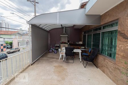 Casa à venda com 300m², 3 quartos e 3 vagas Casa à venda com 300m², 3 quartos e 3 vagasVaranda