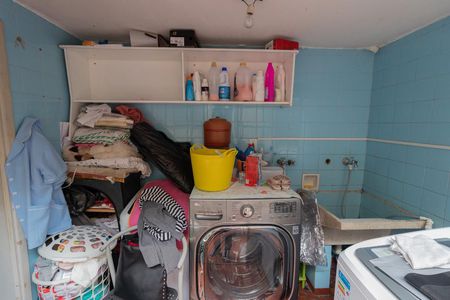 Casa à venda com 300m², 3 quartos e 3 vagas Casa à venda com 300m², 3 quartos e 3 vagasÁrea de Serviço