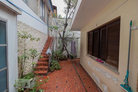 Casa à venda com 300m², 3 quartos e 3 vagas Casa à venda com 300m², 3 quartos e 3 vagasQuintal