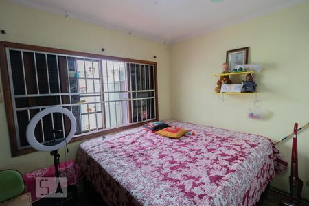 Casa à venda com 300m², 3 quartos e 3 vagas Casa à venda com 300m², 3 quartos e 3 vagasDormitório 1