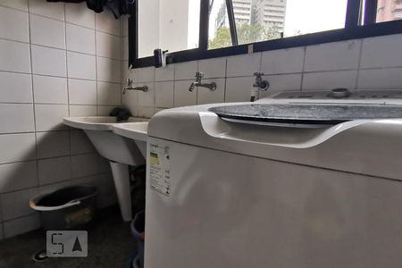 Apartamento para alugar com 230m², 3 quartos e 4 vagasDetalhe da area de serviço