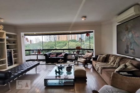 Apartamento para alugar com 230m², 3 quartos e 4 vagasSala de Estar