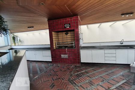 Apartamento para alugar com 230m², 3 quartos e 4 vagasÁrea comum - Churrasqueira