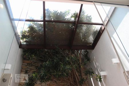 Casa à venda com 302m², 4 quartos e 3 vagas Casa à venda com 302m², 4 quartos e 3 vagasJardim de Inverno