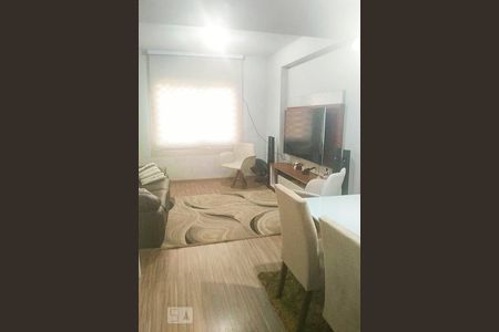 Sala de casa de condomínio para alugar com 3 quartos, 135m² em Vila Bertioga, São Paulo