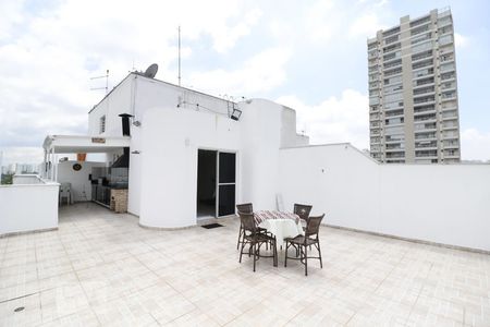 Apartamento à venda com 220m², 3 quartos e 1 vagaCobertura