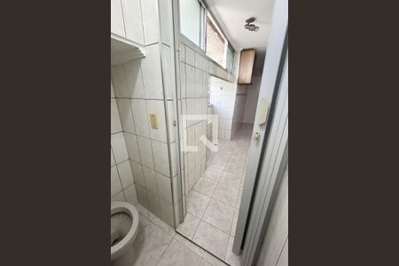 Apartamento à venda com 87m², 4 quartos e 1 vaga Apartamento à venda com 87m², 4 quartos e 1 vagaBanheiro de serviço