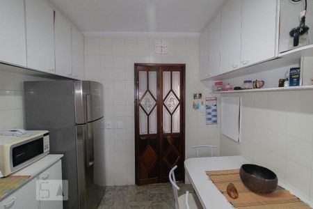 Apartamento à venda com 83m², 3 quartos e 2 vagas Apartamento à venda com 83m², 3 quartos e 2 vagasCozinha