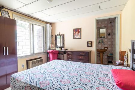 Casa à venda com 110m², 3 quartos e 2 vagasDormitório