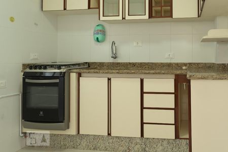 Cozinha de apartamento à venda com 1 quarto, 58m² em Saúde, São Paulo