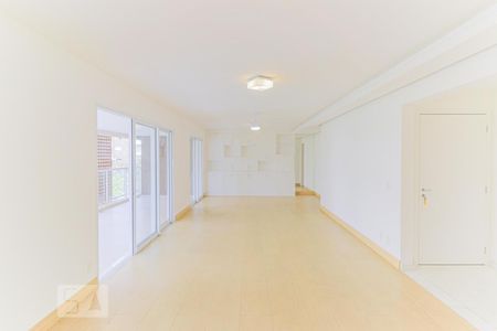 Sala de apartamento para alugar com 3 quartos, 186m² em Chácara Santo Antônio, São Paulo