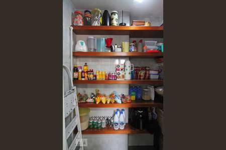 Apartamento à venda com 174m², 4 quartos e 3 vagasDespensa