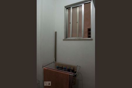 Apartamento à venda com 65m², 2 quartos e sem vaga Apartamento à venda com 65m², 2 quartos e sem vagaQuarto de Serviço