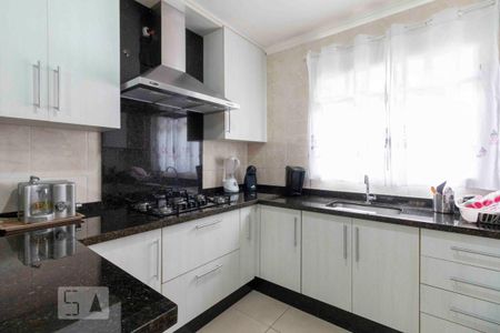 Casa de condomínio à venda com 131m², 3 quartos e 2 vagas Casa de condomínio à venda com 131m², 3 quartos e 2 vagasCozinha