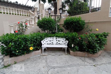 Apartamento à venda com 72m², 3 quartos e 1 vaga Apartamento à venda com 72m², 3 quartos e 1 vagaÁrea comum