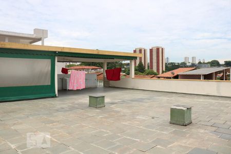 Casa à venda com 670m², 3 quartos e 8 vagasÁrea Externa