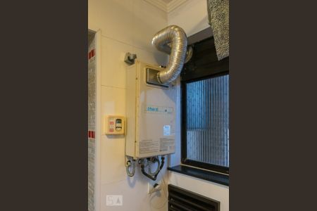 Apartamento à venda com 85m², 3 quartos e 1 vaga Apartamento à venda com 85m², 3 quartos e 1 vagaAquecedor
