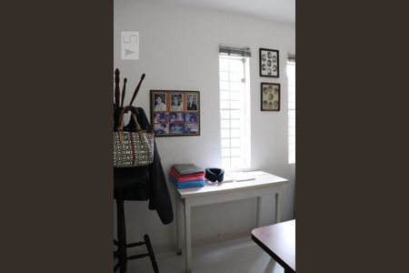 Casa à venda com 420m², 3 quartos e 6 vagasEscritório 1