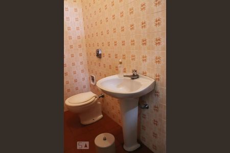 Casa à venda com 420m², 3 quartos e 6 vagasLavabo 2