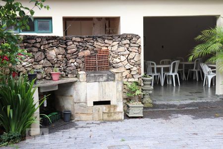 Casa à venda com 420m², 3 quartos e 6 vagasÁrea Externa