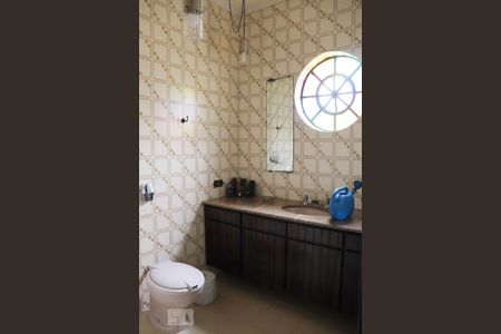 Casa à venda com 420m², 3 quartos e 6 vagasBanheiro da Suíte 1