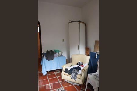 Casa à venda com 420m², 3 quartos e 6 vagasQuarto de Serviço