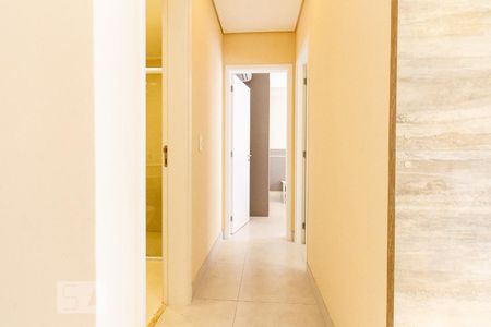 Corredor de apartamento para alugar com 2 quartos, 65m² em Campo Belo, São Paulo