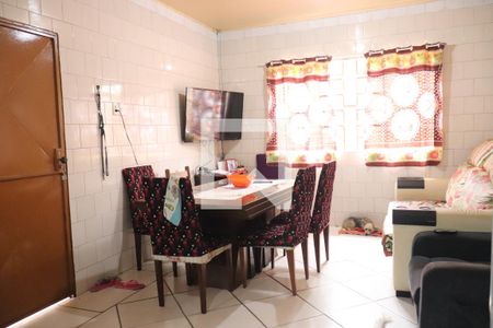 Casa à venda com 50m², 3 quartos e 1 vagaCozinha 