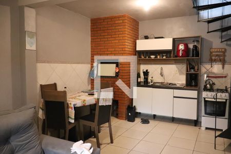 Casa à venda com 50m², 3 quartos e 1 vagaSala