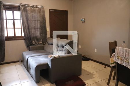 Casa à venda com 50m², 3 quartos e 1 vagaSala