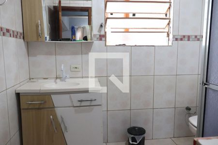Casa à venda com 50m², 3 quartos e 1 vagaBanheiro 2 