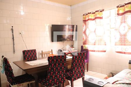 Casa à venda com 50m², 3 quartos e 1 vagaCozinha 