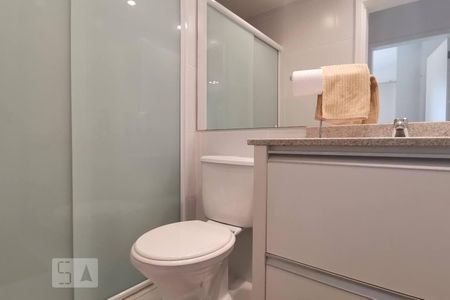 Banheiro de apartamento para alugar com 2 quartos, 60m² em Vila Andrade, São Paulo