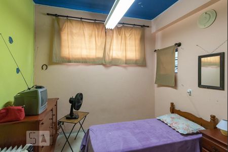 Casa à venda com 300m², 3 quartos e 8 vagas Casa à venda com 300m², 3 quartos e 8 vagasQuarto 3