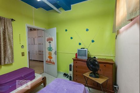 Casa à venda com 300m², 3 quartos e 8 vagas Casa à venda com 300m², 3 quartos e 8 vagasQuarto 3