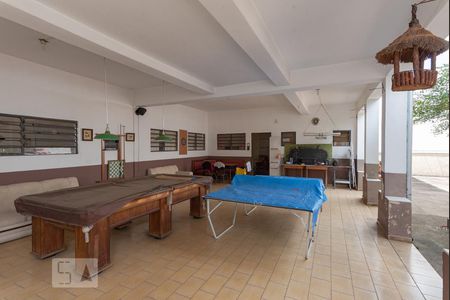 Casa à venda com 300m², 3 quartos e 8 vagas Casa à venda com 300m², 3 quartos e 8 vagasSalão de Jogos