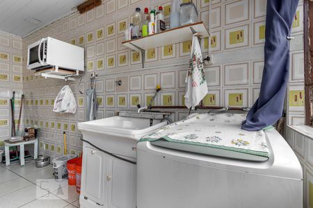 Casa à venda com 550m², 4 quartos e sem vagaÁrea de Serviço