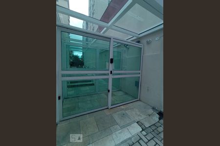 Studio para alugar com 36m², 1 quarto e 1 vaga Studio para alugar com 36m², 1 quarto e 1 vagaFachada