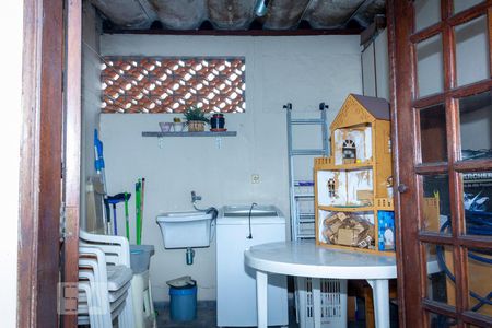 Apartamento à venda com 136m², 2 quartos e 1 vagaÁrea de Serviço