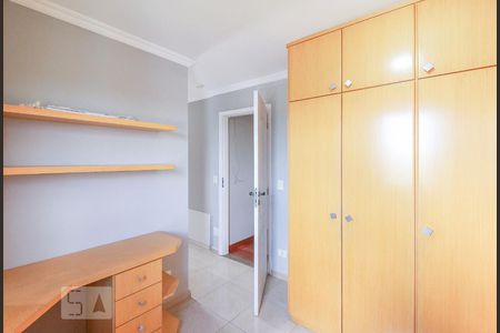Apartamento à venda com 190m², 5 quartos e 2 vagas Apartamento à venda com 190m², 5 quartos e 2 vagasCloset da Suíte 1