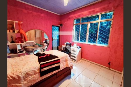 Casa de condomínio à venda com 270m², 5 quartos e 2 vagas Casa de condomínio à venda com 270m², 5 quartos e 2 vagasSuíte - 2º and