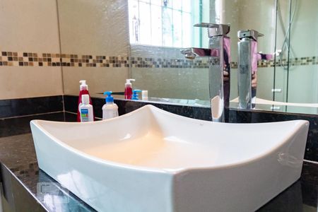 Casa à venda com 310m², 3 quartos e 2 vagas Casa à venda com 310m², 3 quartos e 2 vagasBanheiro do Quarto 1