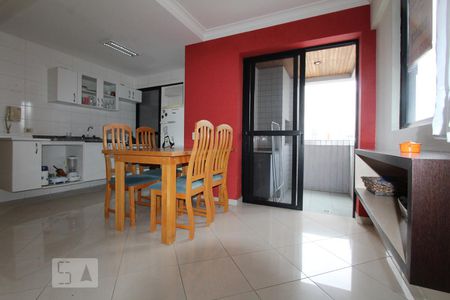 Sala de apartamento para alugar com 1 quarto, 50m² em Centro, Curitiba
